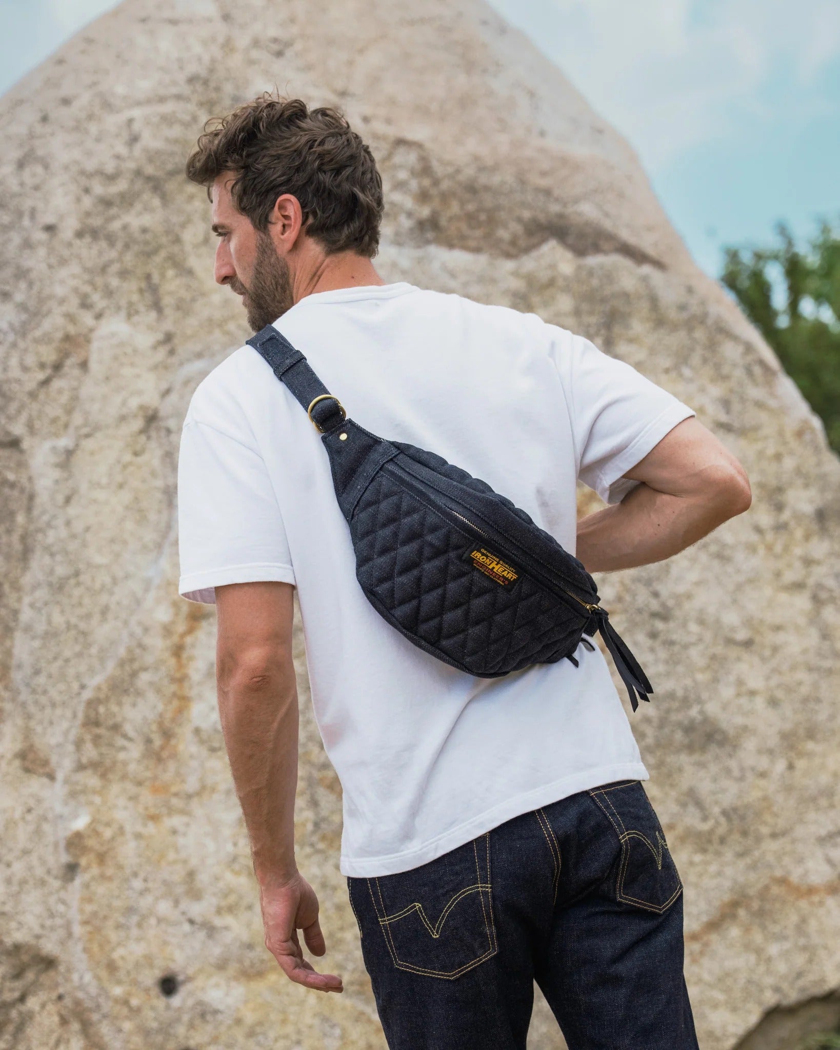 IHE-51-IND 25oz Selvedge Denim Waist Bag - INDIGO