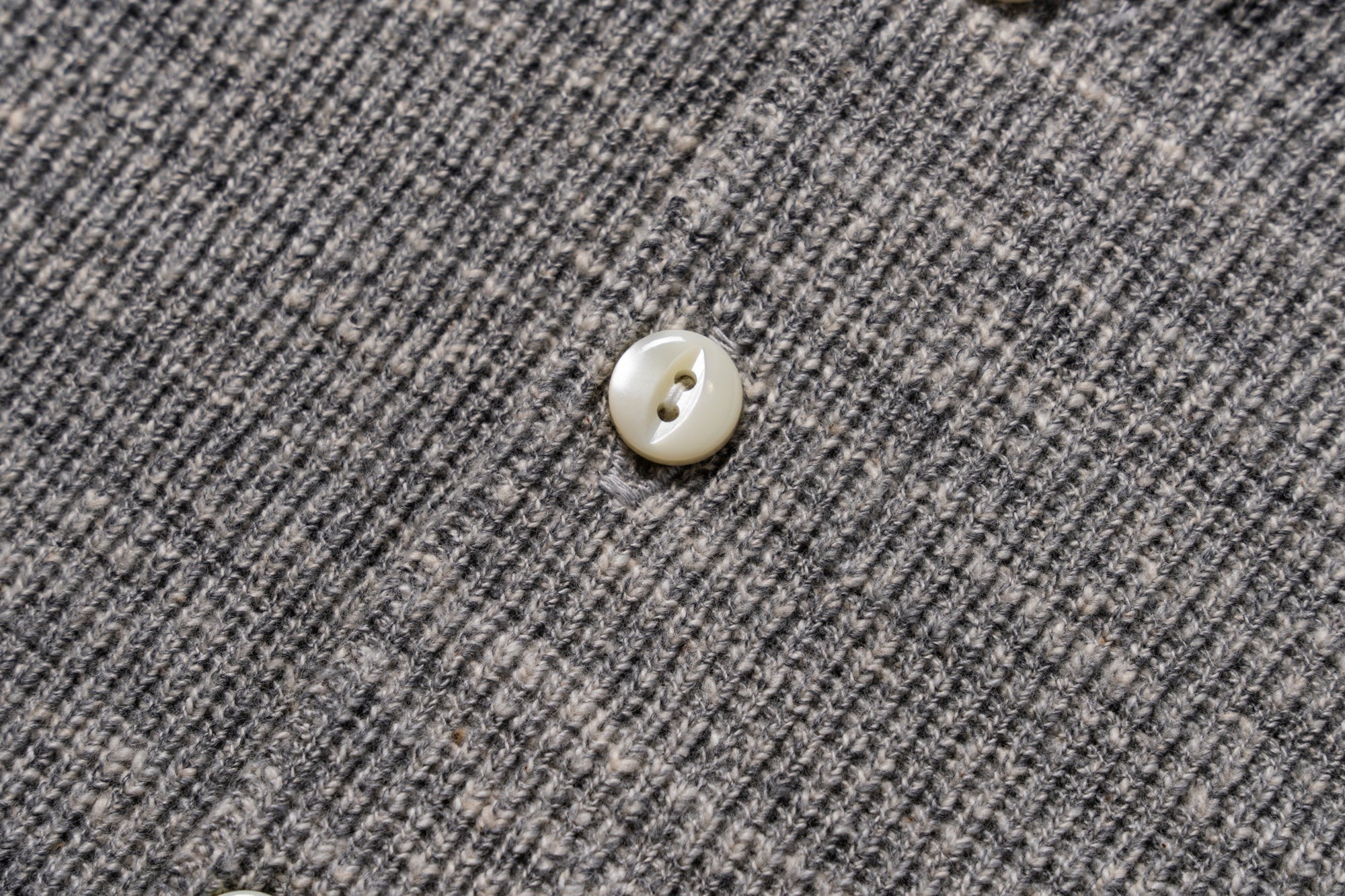 MC22120 WESTERN CARDIGAN STICH HENLEY SHIRT - GREY