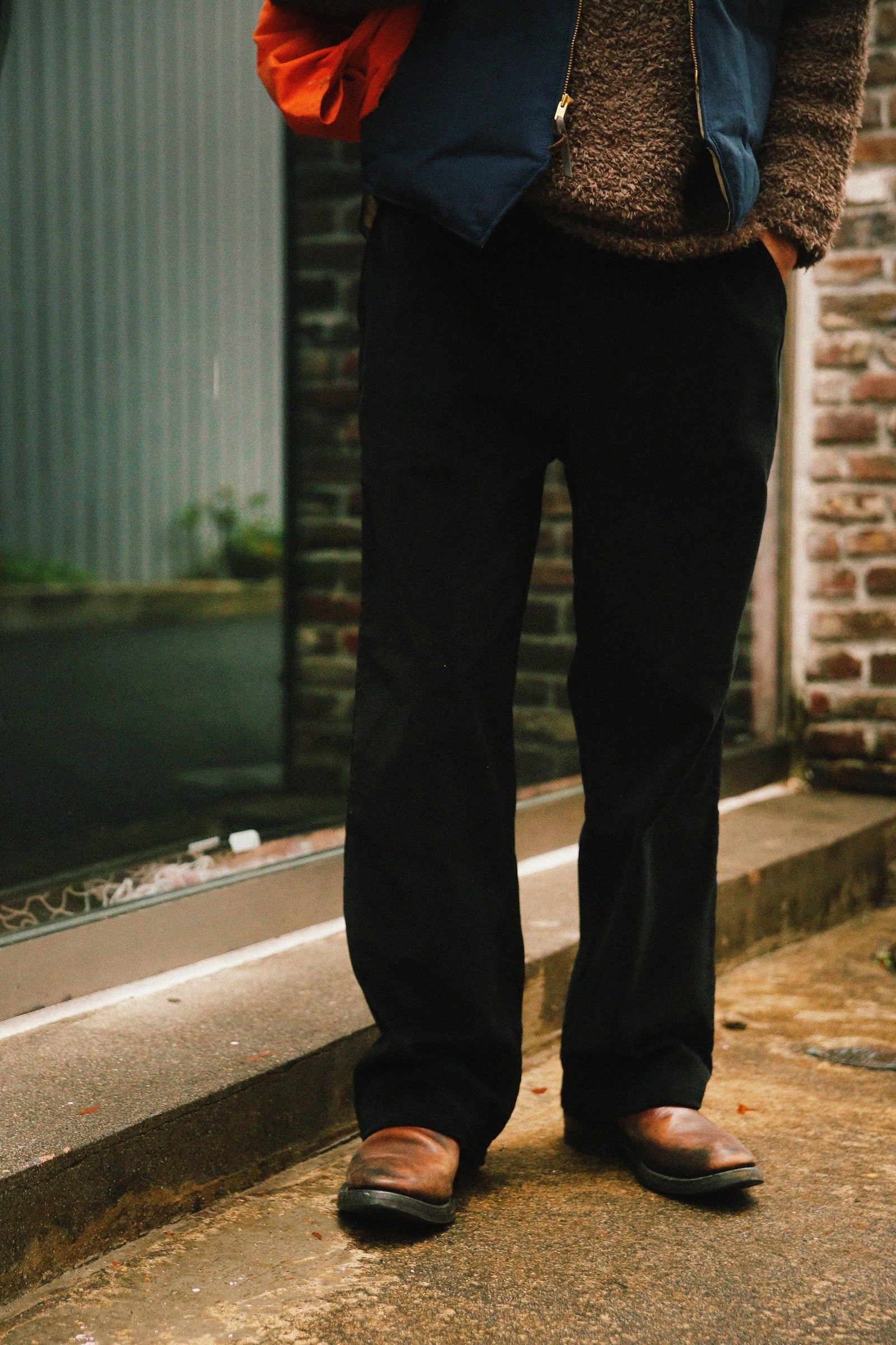 MP25105 DOUBLE-PLEAT CORDUROY TROUSERS - BLACK