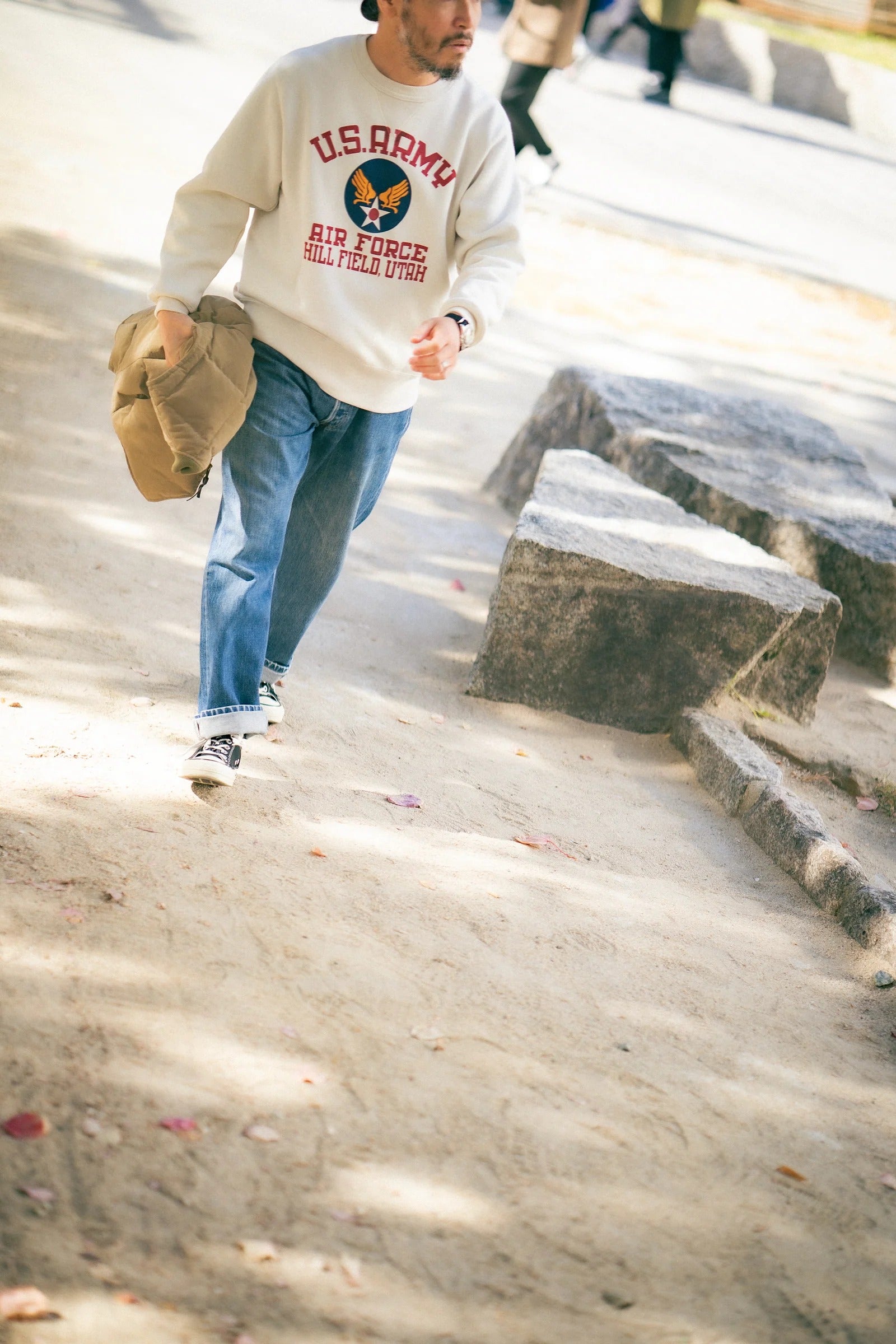 MC25123 MILITARY PRINT SWEATSHIRT / U.S. ARMY AIR FORCE, HILL FIELD - MILK