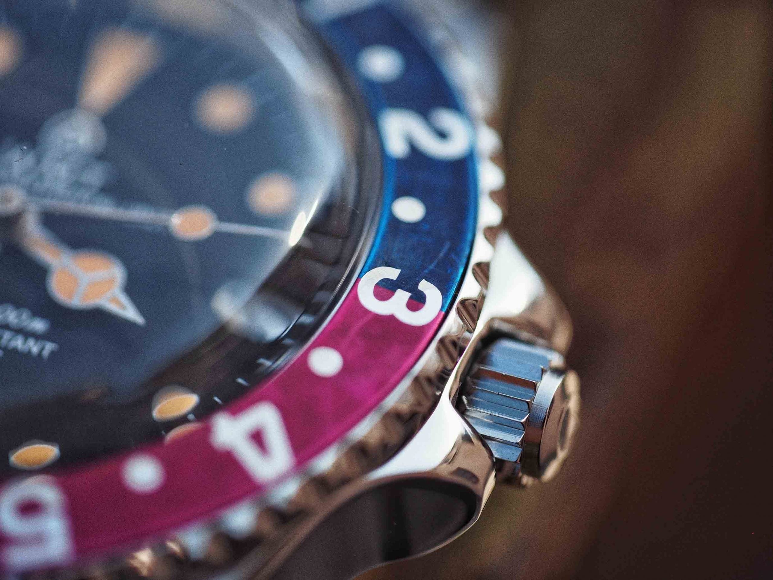 SANFORD - PUMPKIN FUCHSIA BEZEL AGED EDITION