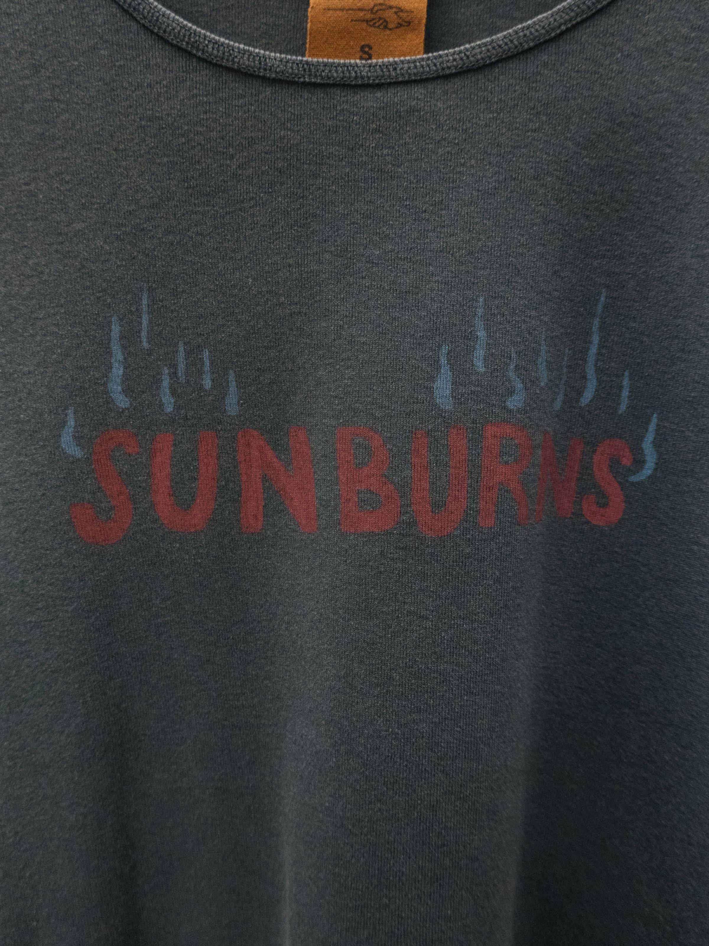 Eve Sunburns T-Shirt - Black