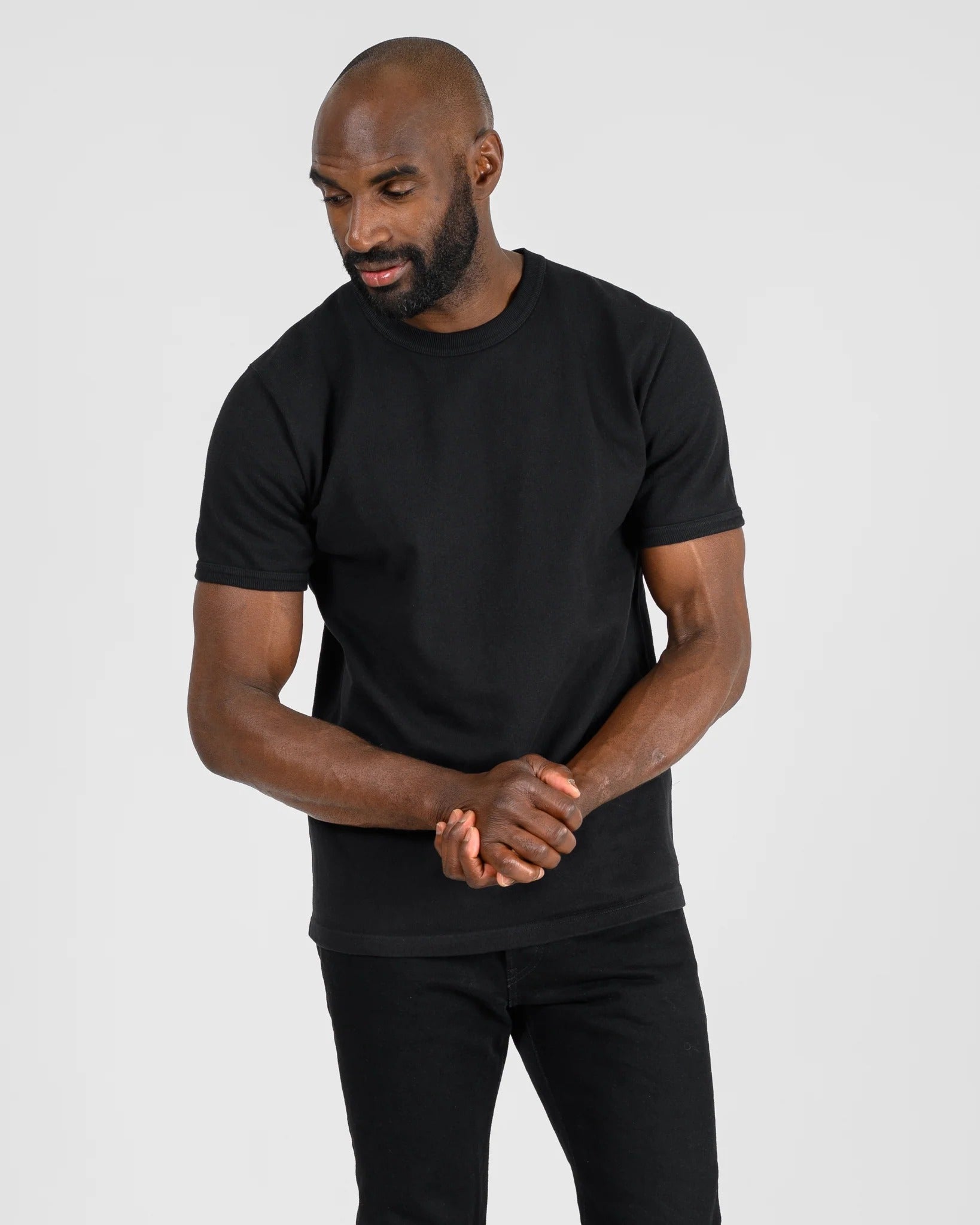 IHT-1600 11oz Cotton Knit Crew Neck T-Shirt - BLACK