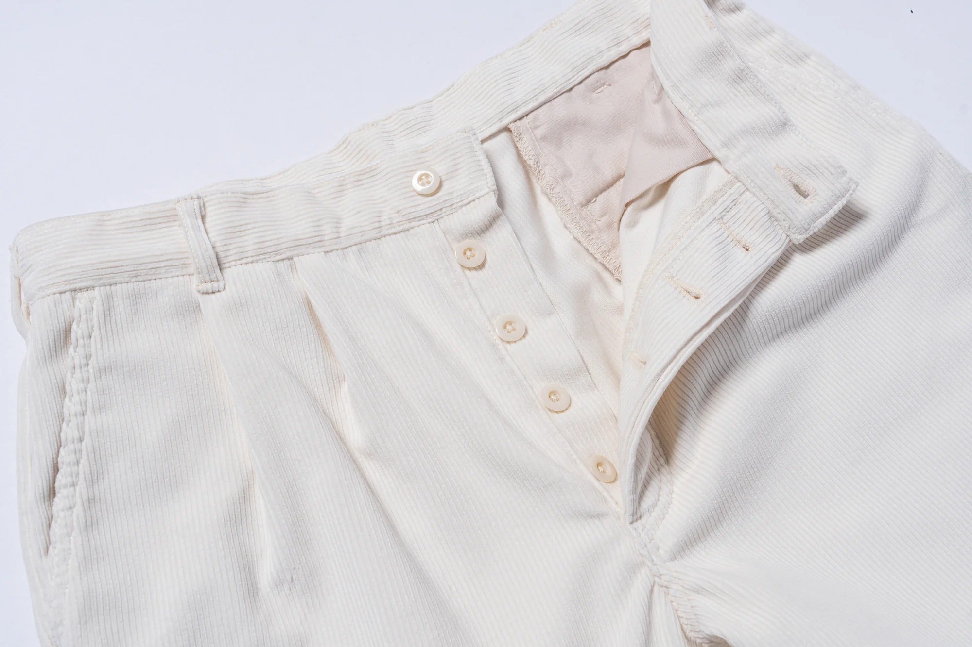 MP25105 DOUBLE-PLEAT CORDUROY TROUSERS - WHITE