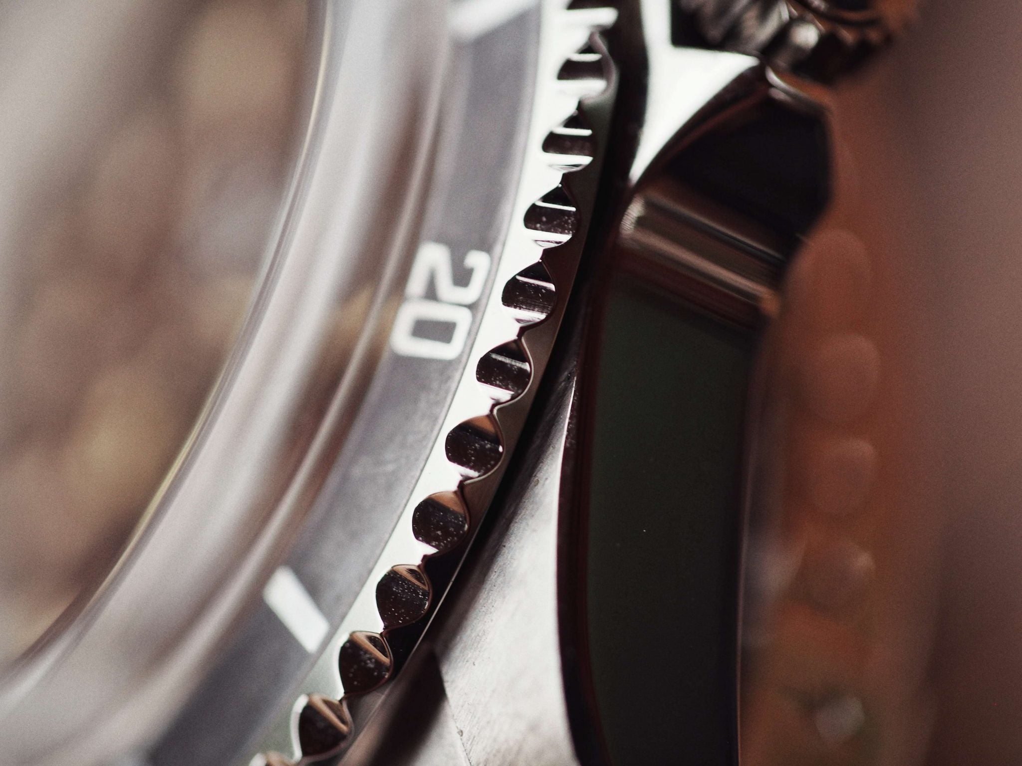 ROYAL MARINE - ( TROPICAL BROWN ) METAL BAND + ITALIAN LEATHER STRAP AGED EDITION