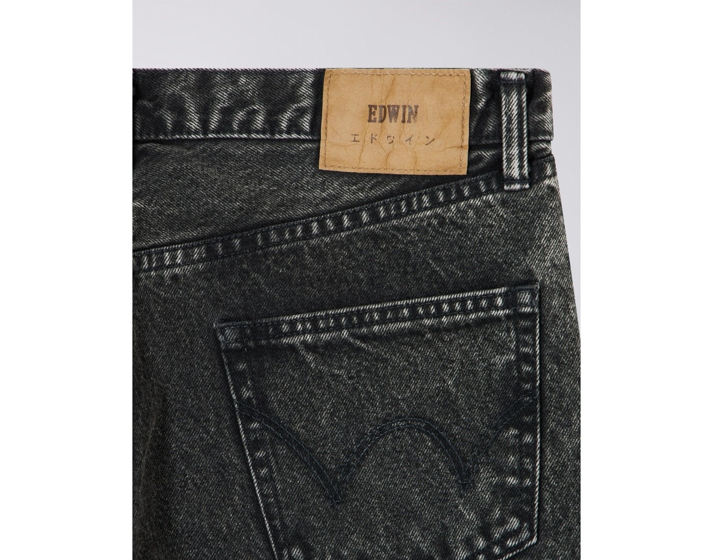 EU04Z-481 REGULAR STRAIGHT - BLACK MID DARK USED