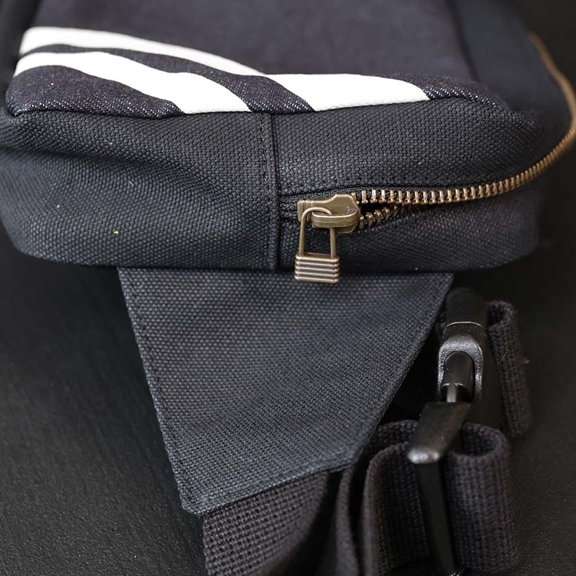 B12 ORGINAL SHOULDER BAG