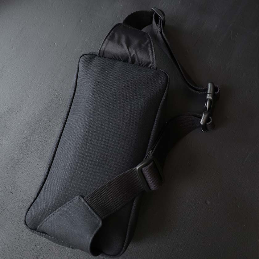 B12 ORGINAL SHOULDER BAG