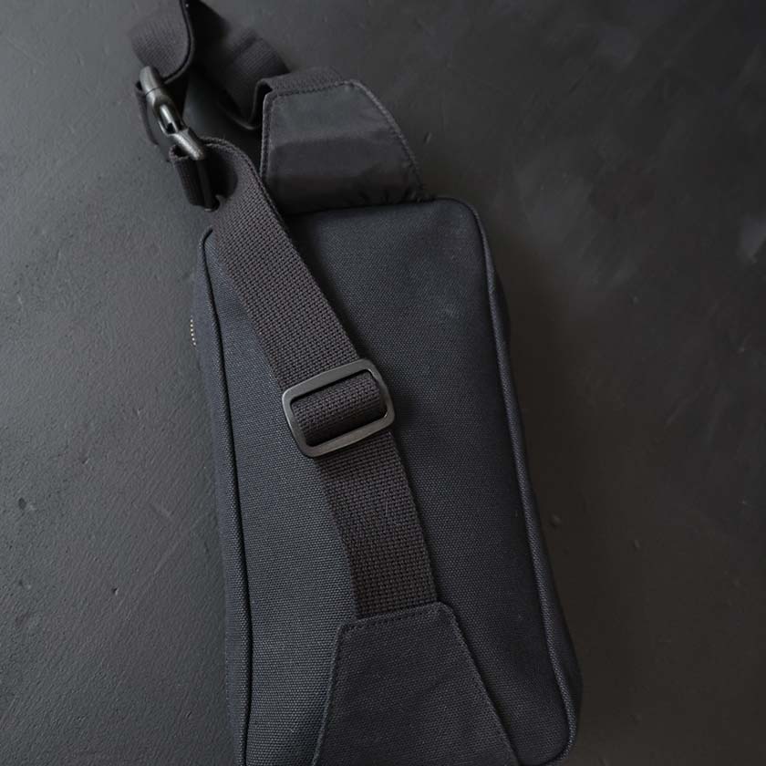 B12 ORGINAL SHOULDER BAG