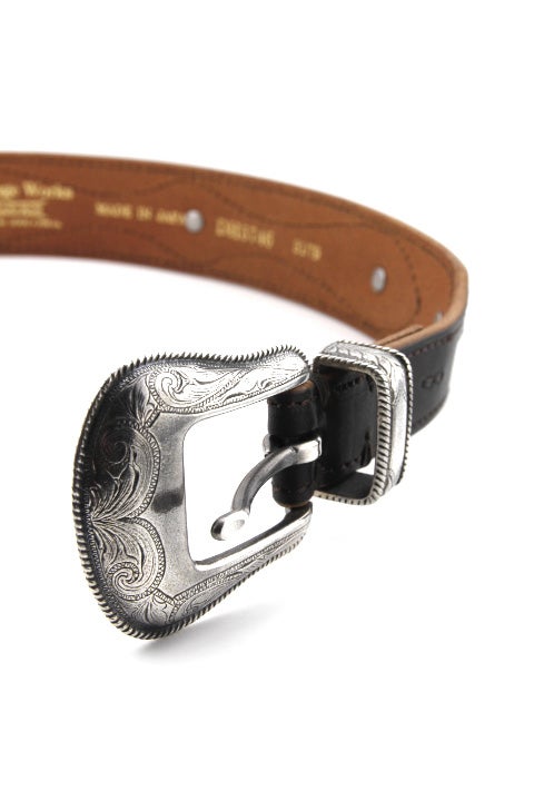 DH5746 - V. BLACK