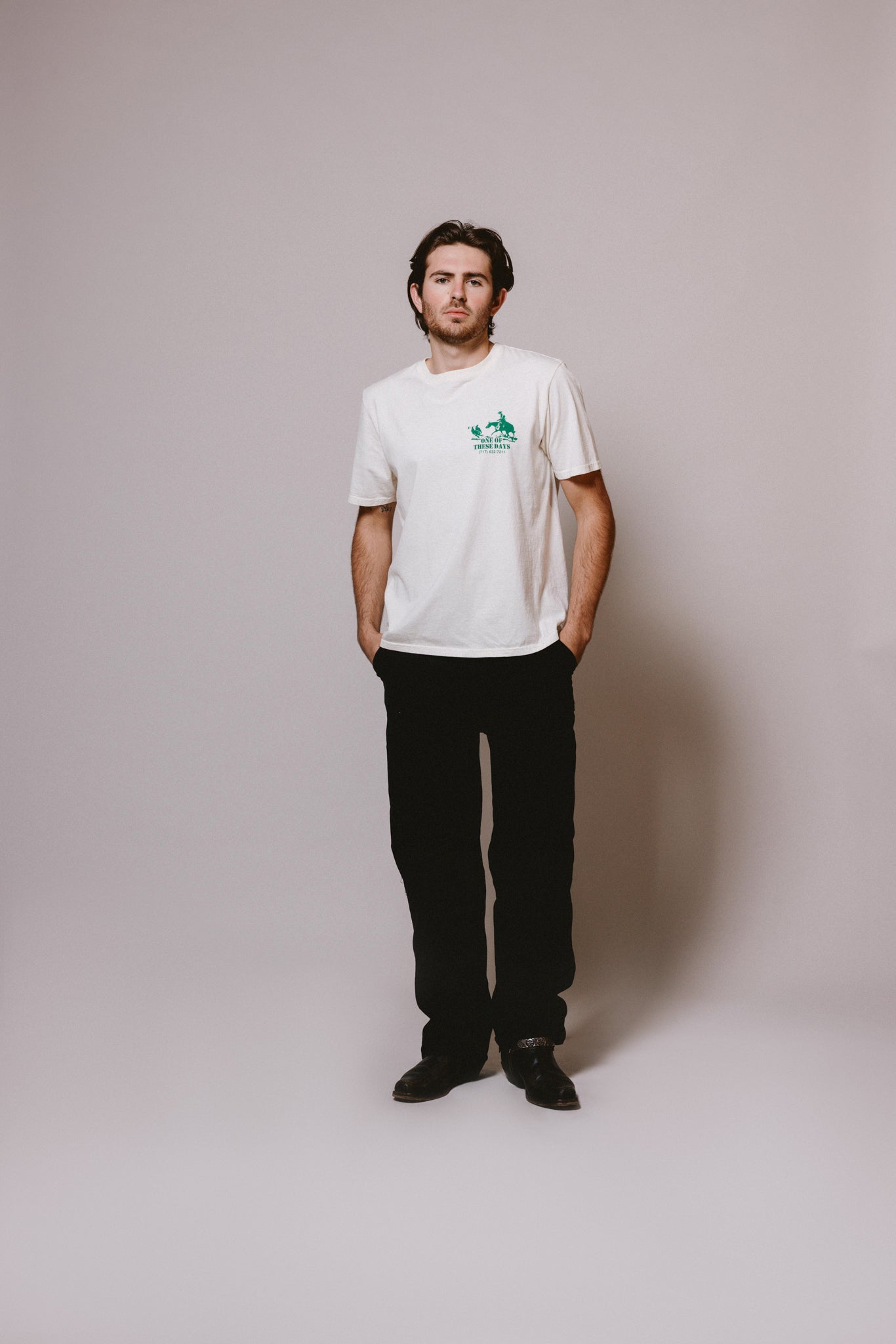 ROUND UP TSHIRT - BONE