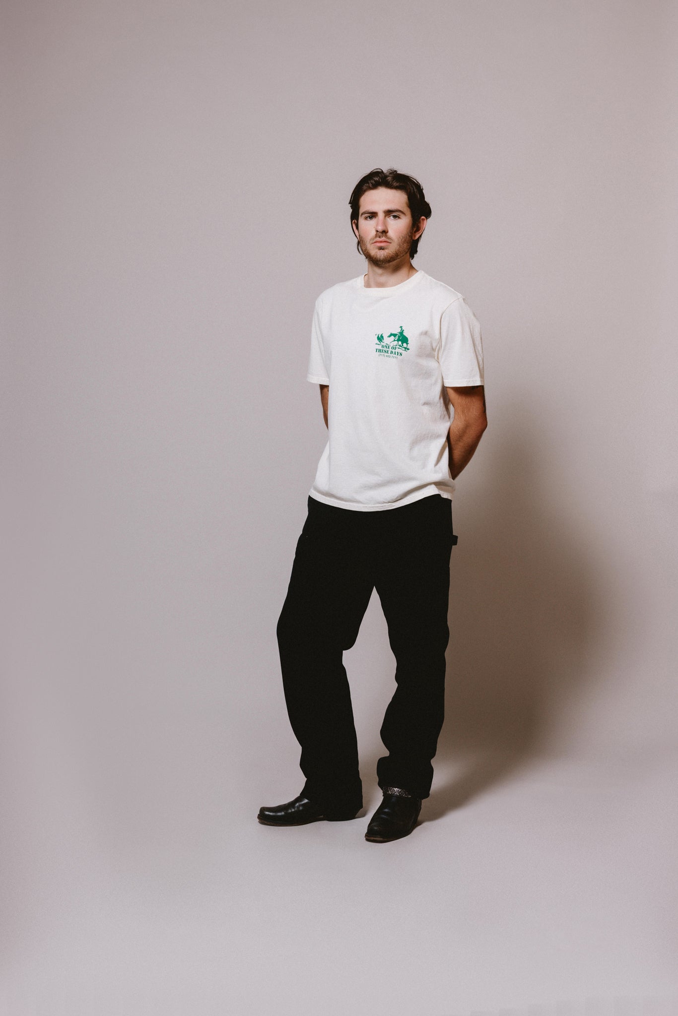 ROUND UP TSHIRT - BONE