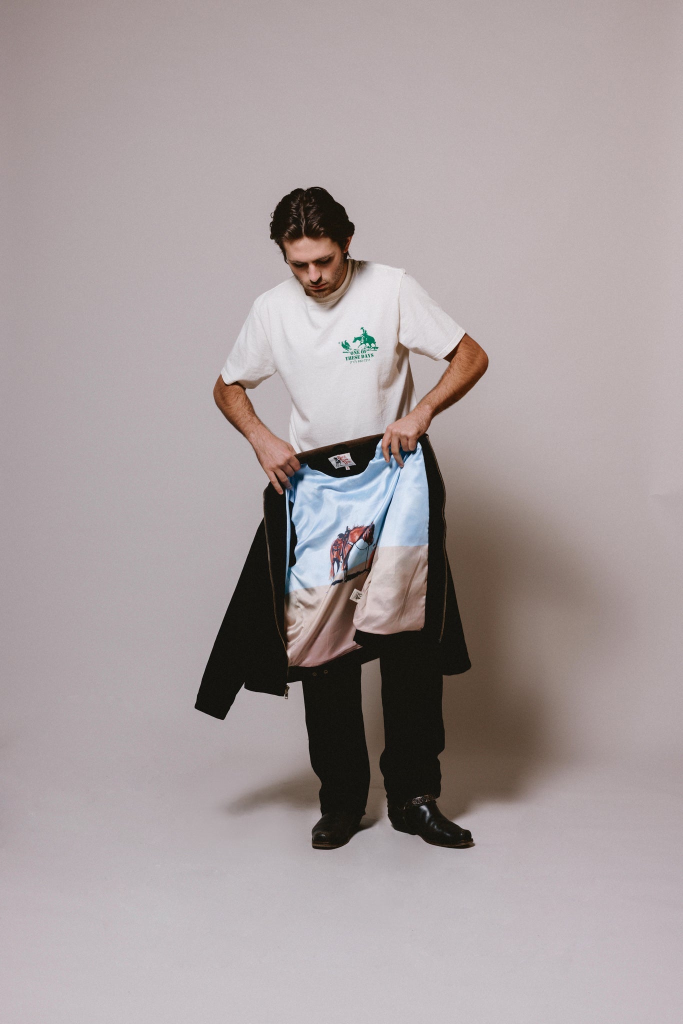 ROUND UP TSHIRT - BONE
