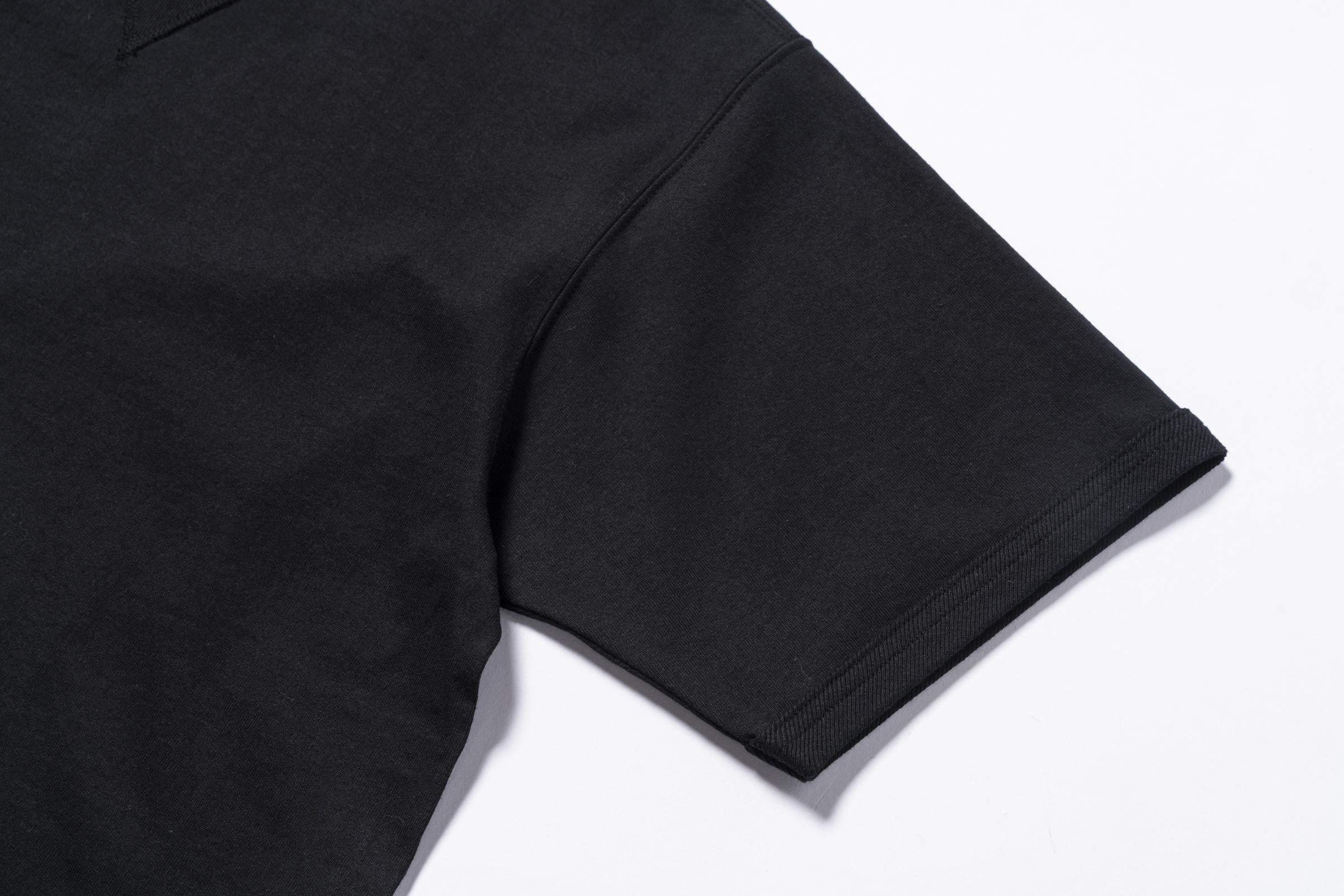 MC23020 GUSSET TEE - BLACK