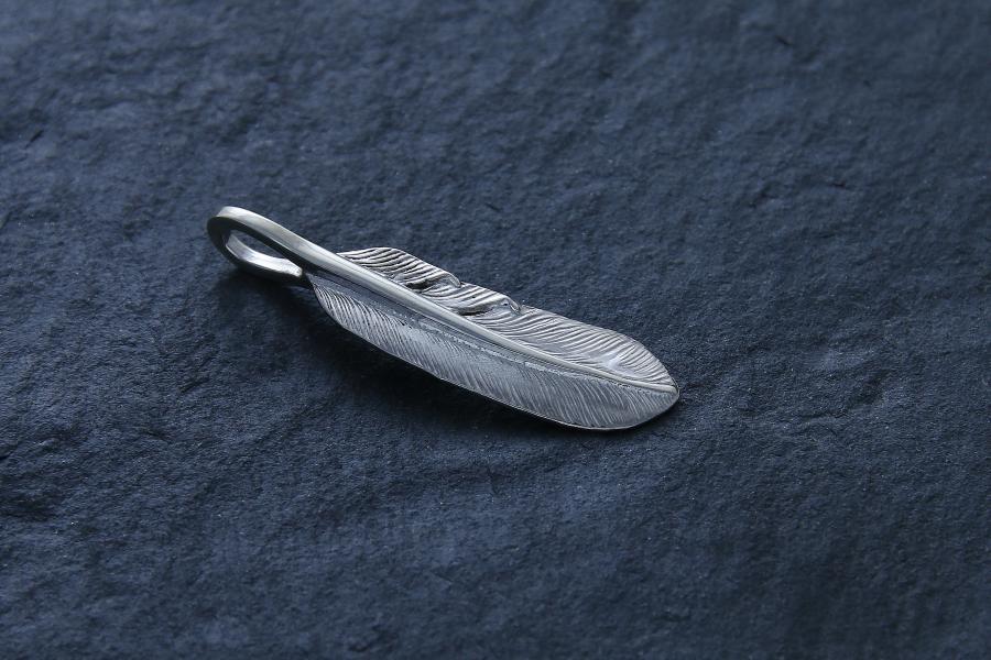P-004R Feather (S)